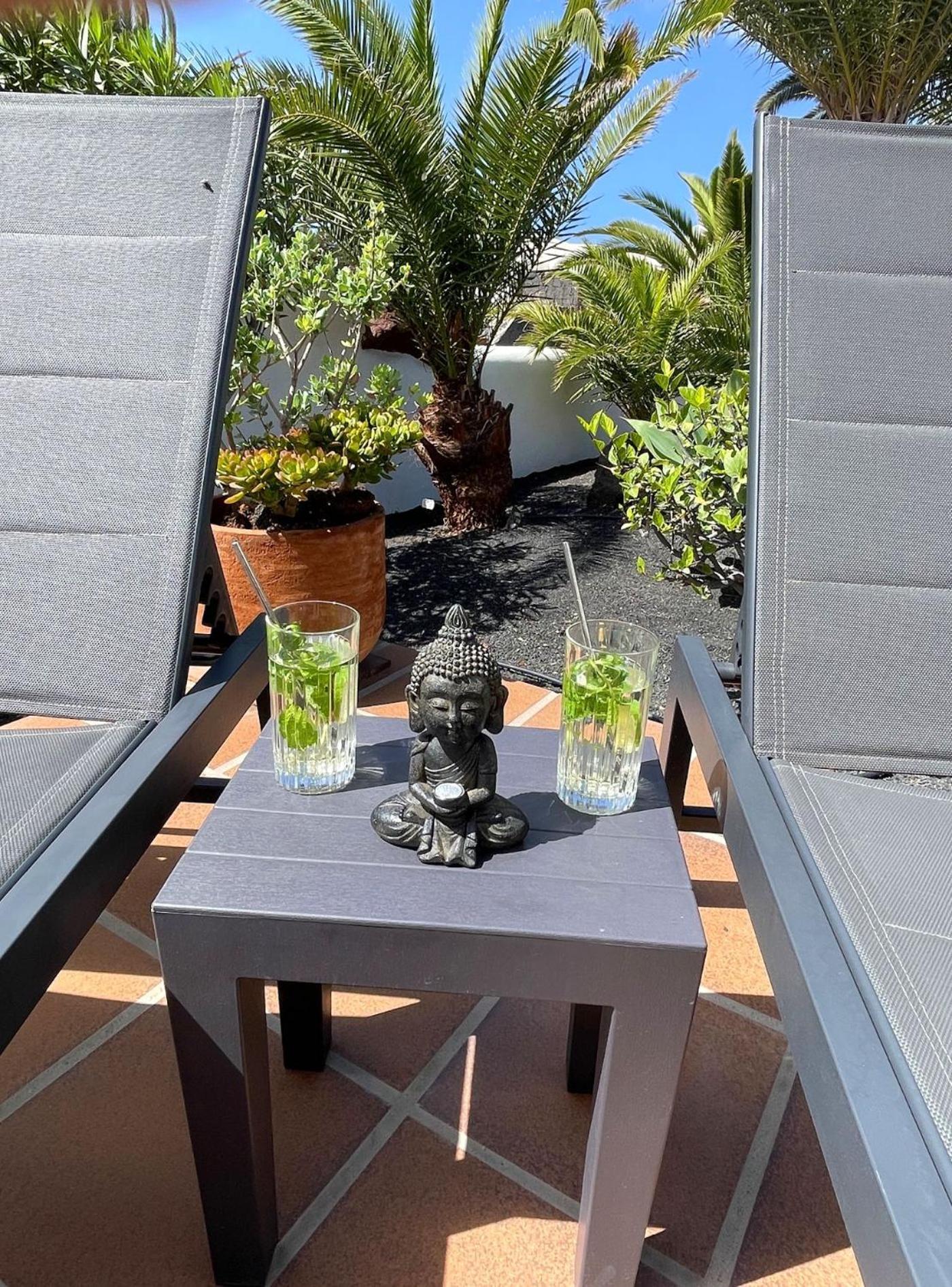 Villa Casa Karoline With A Sunny Terrace, Heated Pool, Comfort And Privacy In A Quiet Neighborhood Playa Blanca  Exterior foto